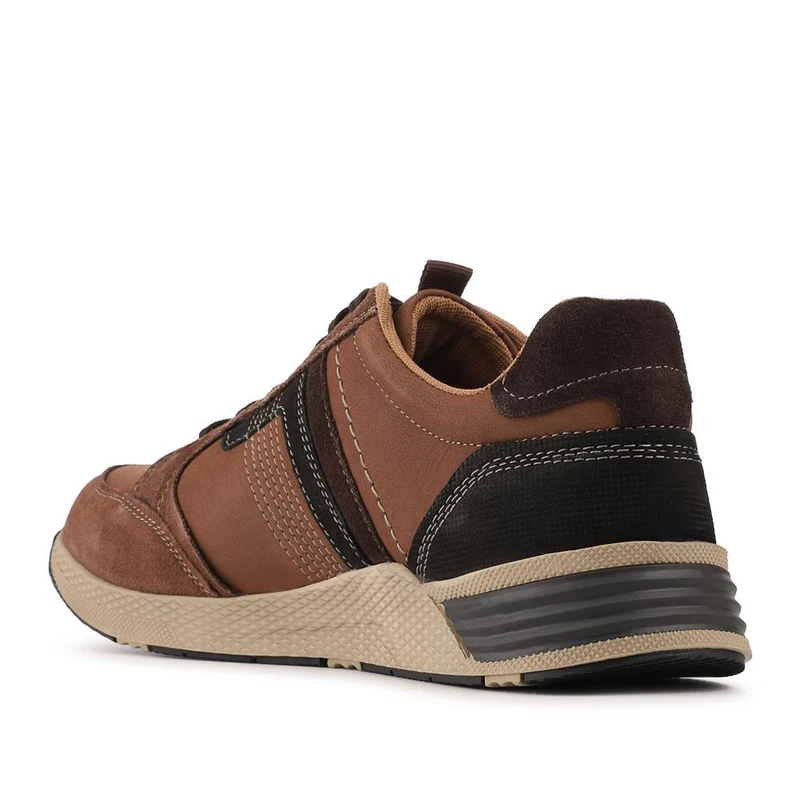 Wide Fit Leather Casual Cushioning Trainers - PARK42051 / 328 394 - Brown