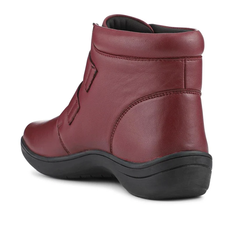 Wide Fit Leather Touch Fasten Boots - KF42005 / 328 423 - Burgundy