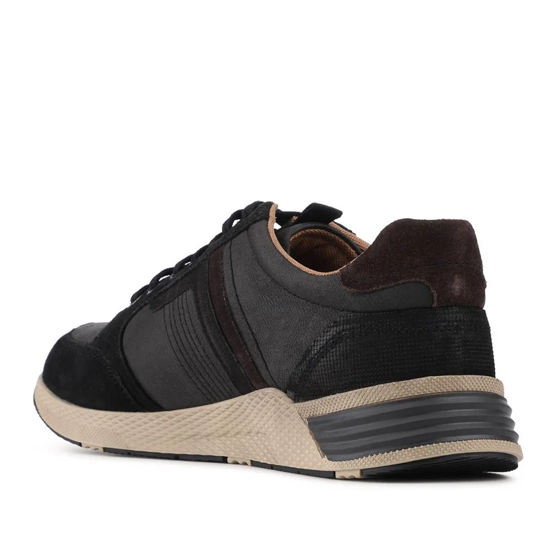 Wide Fit Leather Casual Cushioning Trainers - PARK42051 / 328 394 - Black