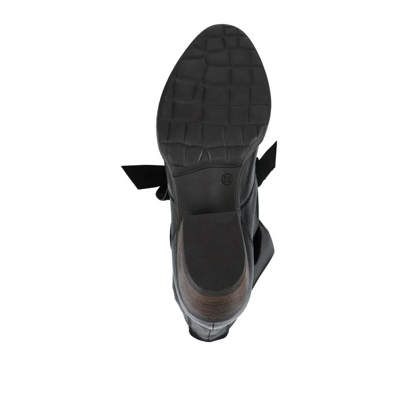 Bellissimo Leather Bow Boots - BELKARY42001 / 328 474 - Black