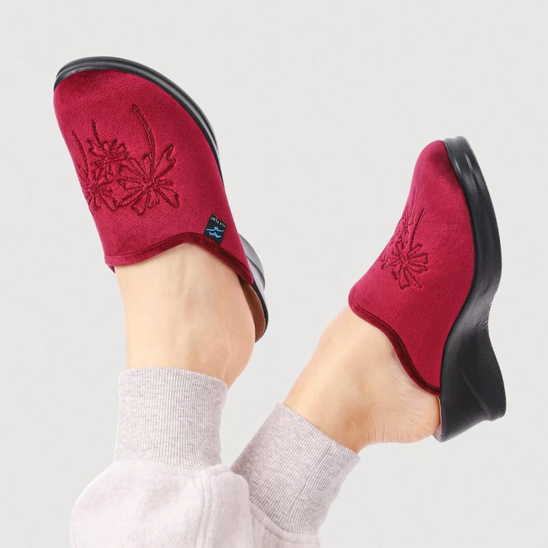 Fly Flot Engraved Self Moulding Mules - FLY42002 / 327 719 - Burgundy