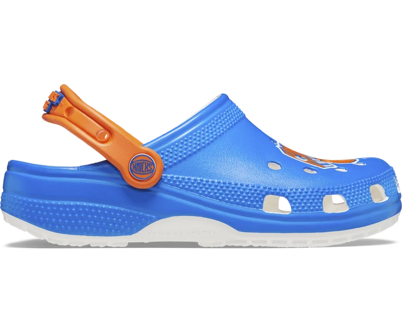 CROCS Unisex NBA New York Knicks Classic Clog - Weiß