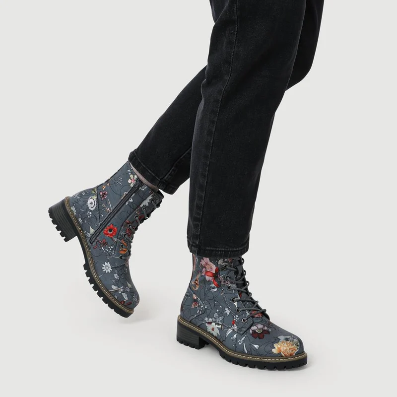 Wide Fit Lace Up Ankle Boots - PINYI42009 / 328 218 - Grey Floral