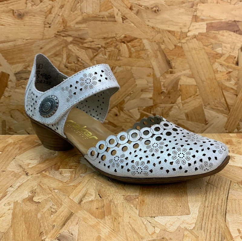 Rieker Modische Damen-Sandale mit Absatz – Silber