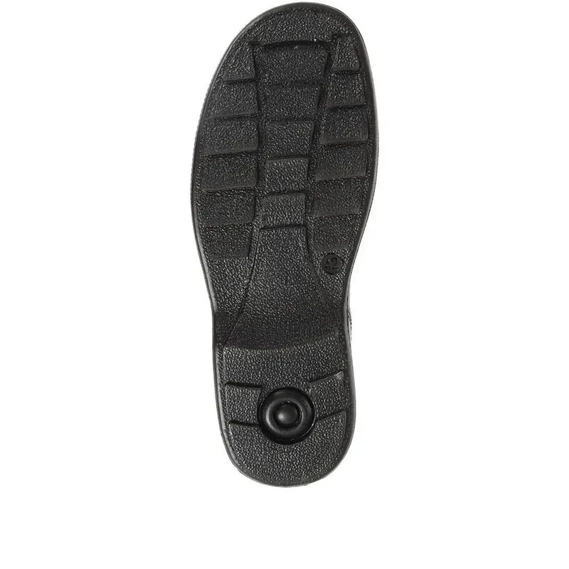 Leather Slip On Shoes - RAJ1801 / 145 886 - Black