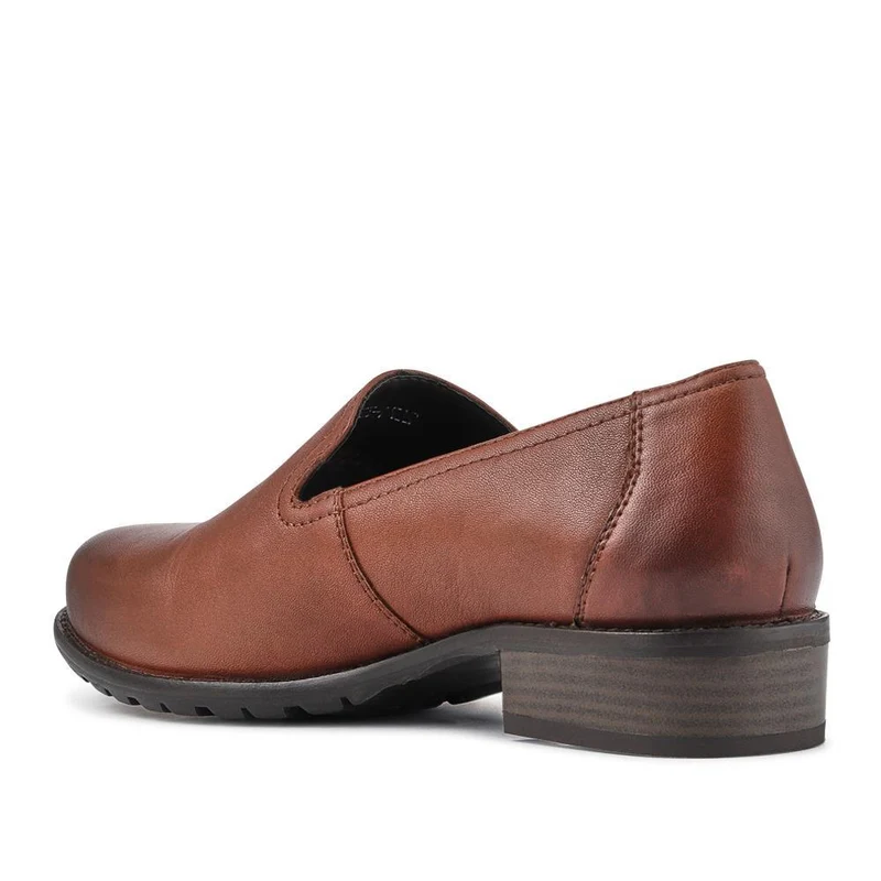 Smart Leather Slip-On Shoes - RNB42005 / 327 953 - Tan