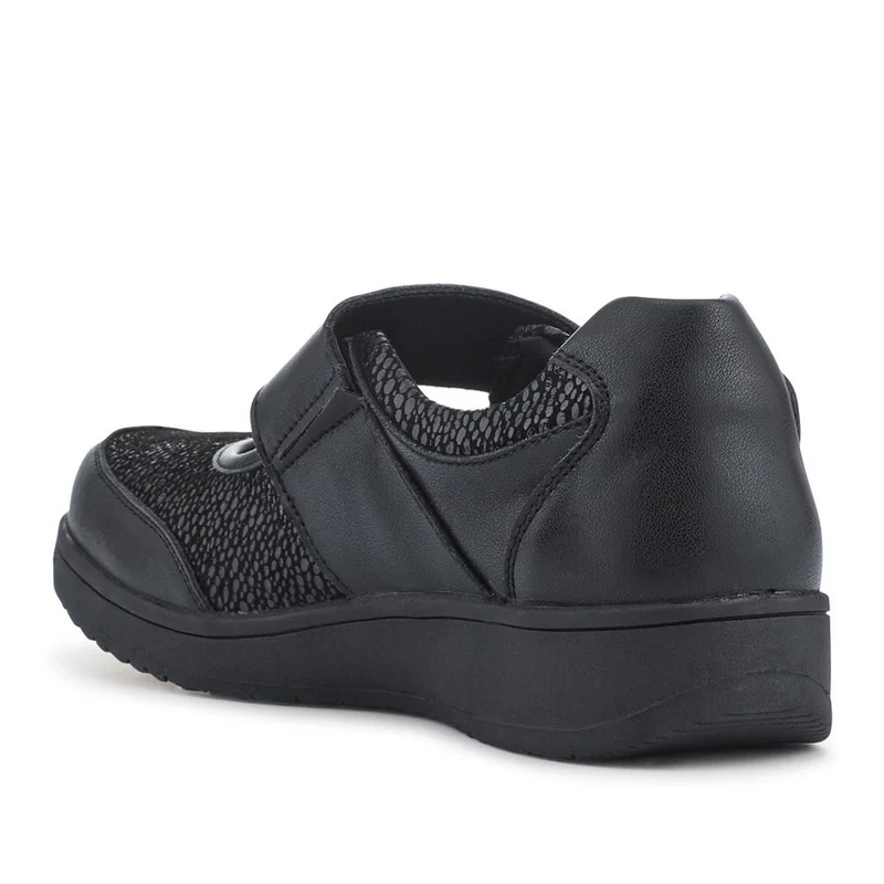 Wide Fit Leather Mary Janes - BRK42012 / 328 095 - Black