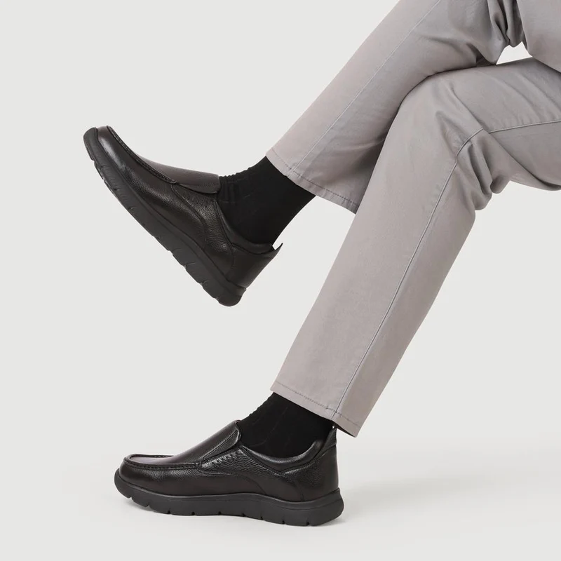 Wide Fit Leather Slip-On Shoes - PERFO41005 / 327 383 - Black