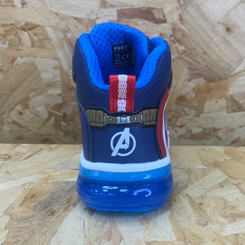 Geox Kinder Marvel Captain America Light Up High-Top-Trainer – Marineblau/Rot