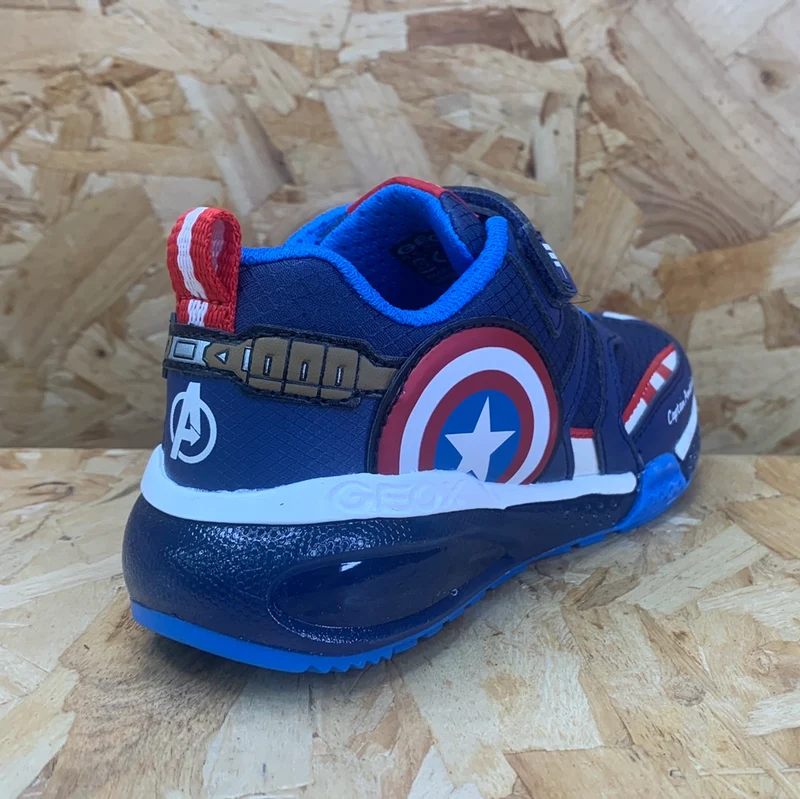 Geox Kinder Marvel Captain America Light Up Trainer – Marineblau / Rot