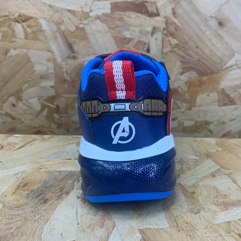 Geox Kinder Marvel Captain America Light Up Trainer – Marineblau / Rot