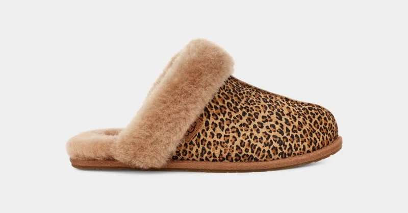 UGG Damen Scuffette II Speckles Hausschuhe – Kastanie