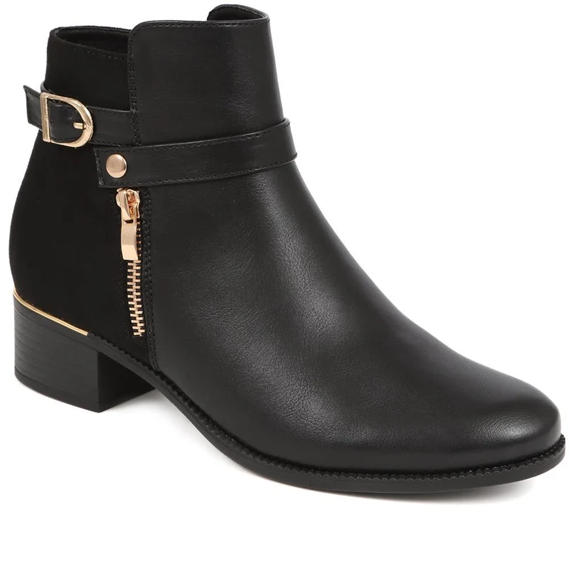 Zip-Detail Heeled Ankle Boots - WOIL40041 / 326 047 - Black