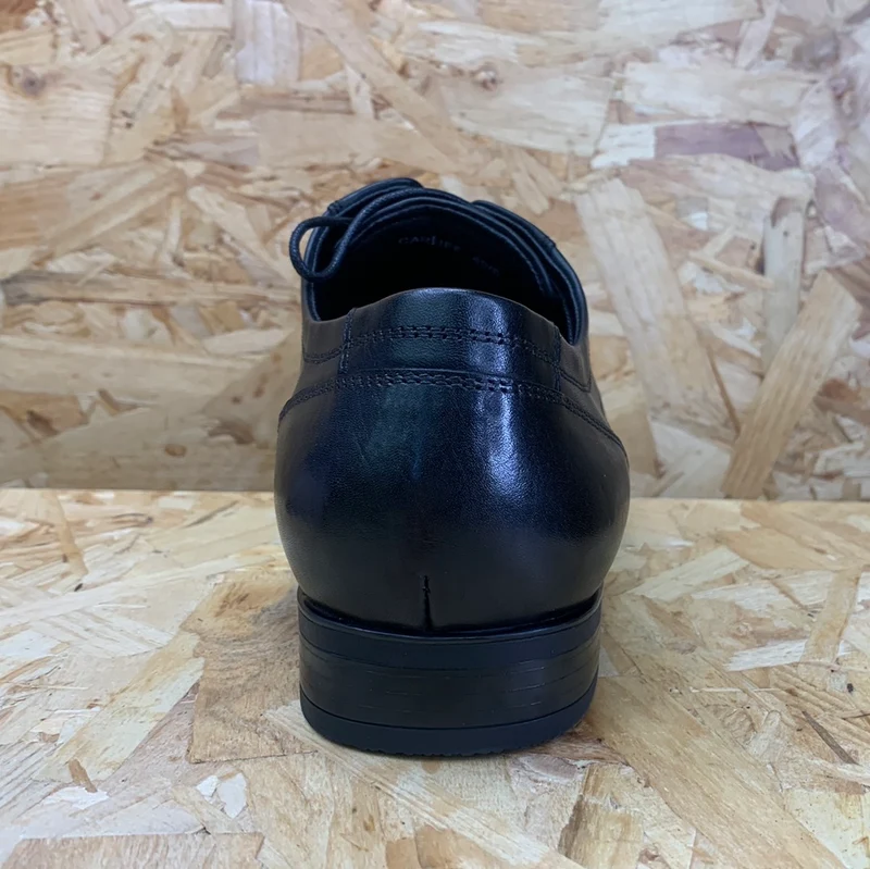 Teds Schulschuh „Cardiff“ aus glattem Leder für Kinder – Schwarz