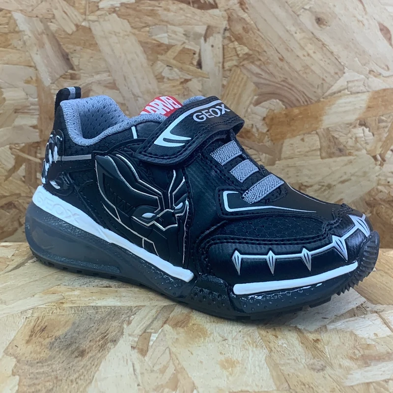 Geox Kinder Marvel Black Panther Light Up Trainer – Schwarz / Silber