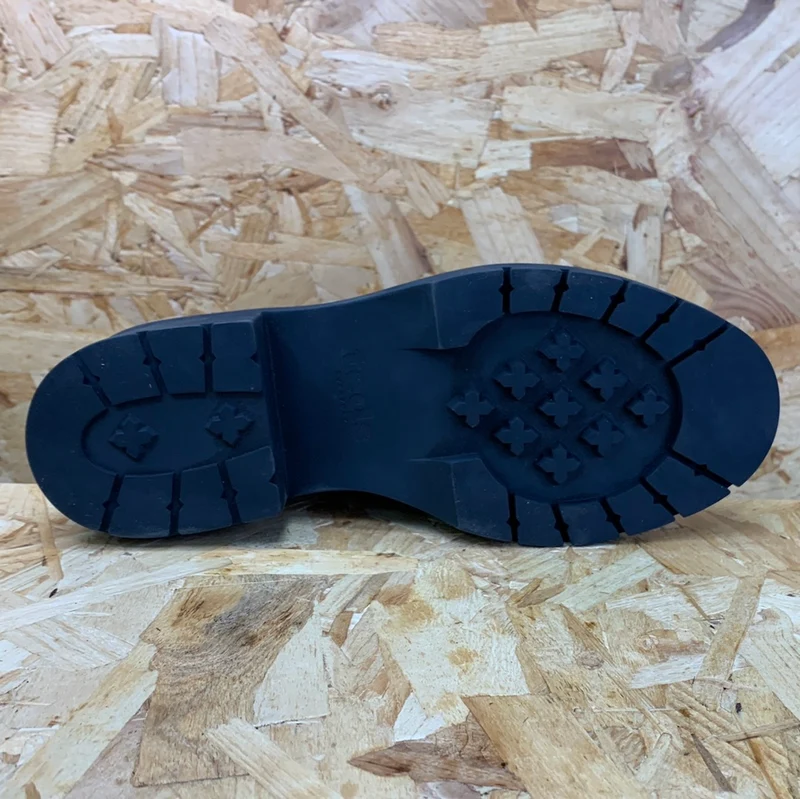 Teds Aston Schulschuh aus Lackleder für Kinder – Schwarz